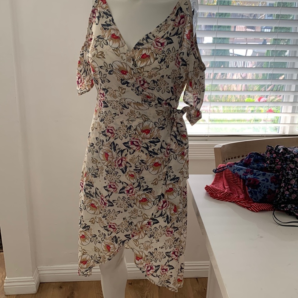 Biashe flower print summer/spring dress. Size small